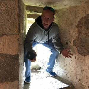 Meet your Posher, Adam